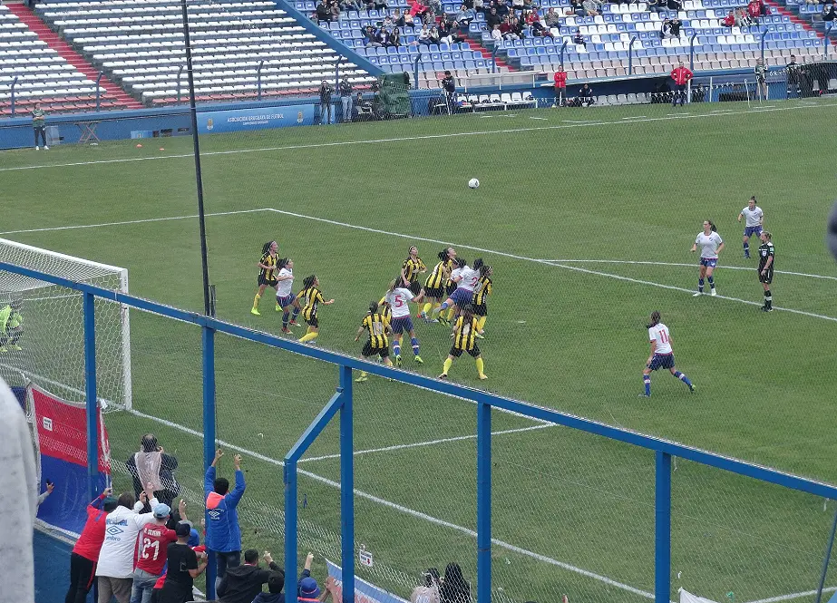 从加泰罗尼亚小球场到世界舞台·名场面慢放